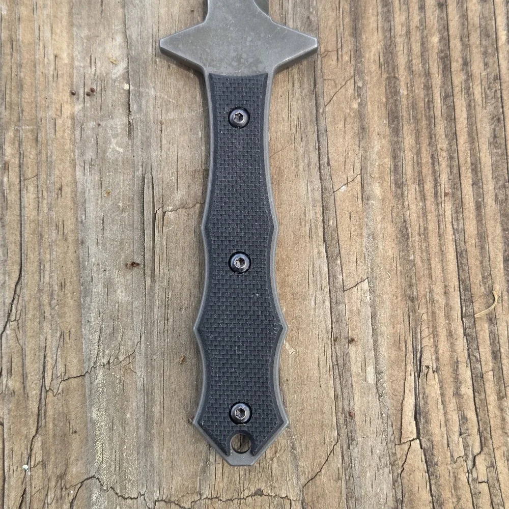 Original/Discontinued Masters of Defense MOD XSF-1 BESH Serrated Blackhawk Knife